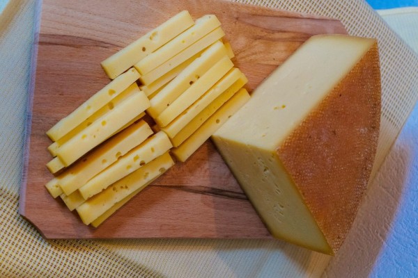 Brânză maturată Nature